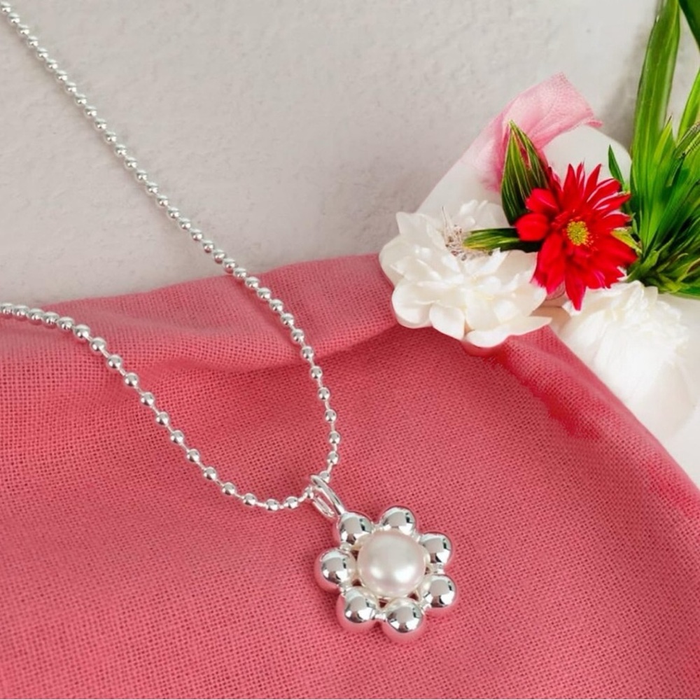 Tous SHORT SILVER FLOWER NECKLACE SUGAR PARTY